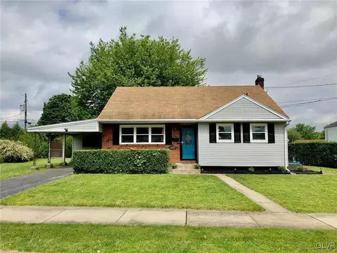 2001 Echo Cir, Bethlehem, PA 18018 photo 3