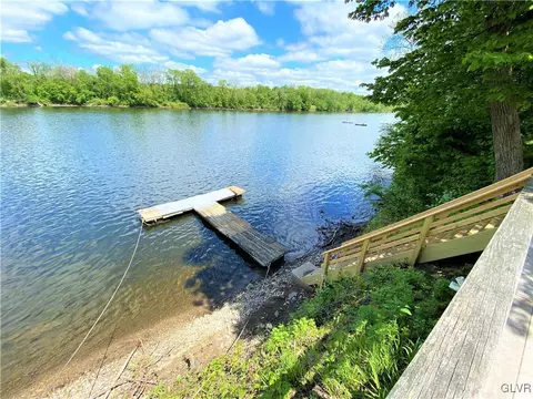 1237 River Rd, Upper Black Eddy, PA 18972 photo 9