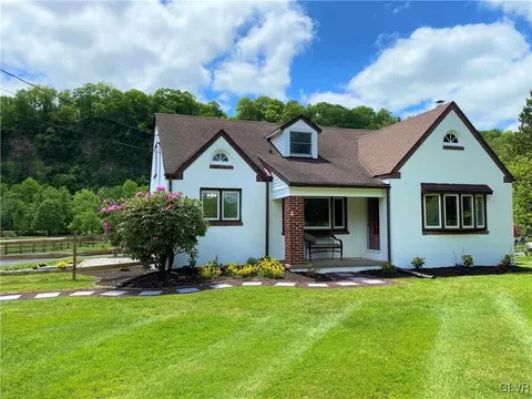 1237 River Rd, Upper Black Eddy, PA 18972 photo 1