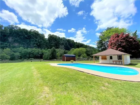 1237 River Rd, Upper Black Eddy, PA 18972 photo 14