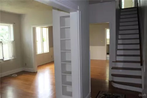 504 E North St, Bethlehem, PA 18018 photo 7