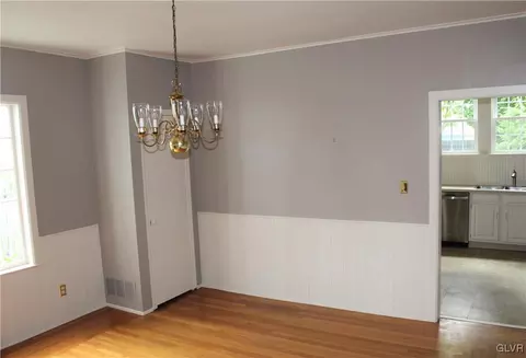 504 E North St, Bethlehem, PA 18018 photo 12
