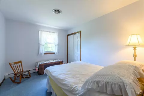 2186 E Best Rd, Bath, PA 18014 photo 34