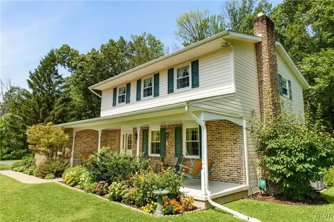 2186 E Best Rd, Bath, PA 18014 photo 1