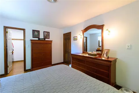 2186 E Best Rd, Bath, PA 18014 photo 30