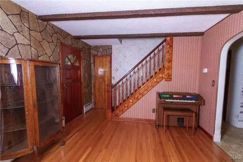 2477 Fox Rd, Bath, PA 18014 photo 11