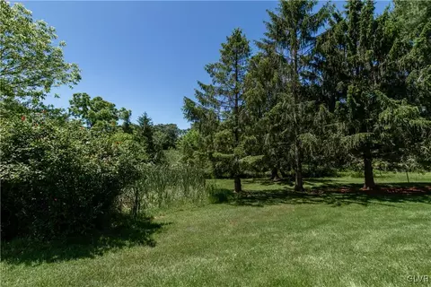 2477 Fox Rd, Bath, PA 18014 photo 23