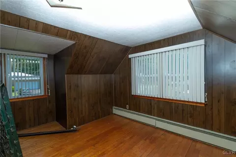 2477 Fox Rd, Bath, PA 18014 photo 16