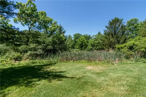 2477 Fox Rd, Bath, PA 18014 photo 24