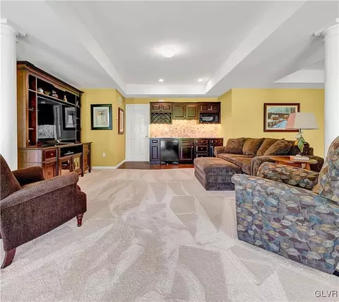211 Klein Rd, Bath, PA 18014 photo 28