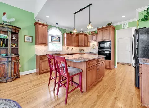 211 Klein Rd, Bath, PA 18014 photo 23