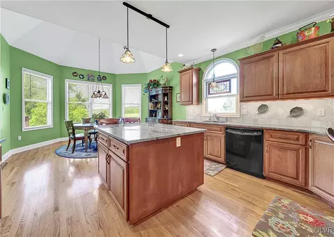 211 Klein Rd, Bath, PA 18014 photo 21