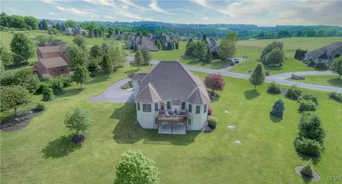 211 Klein Rd, Bath, PA 18014 photo 40