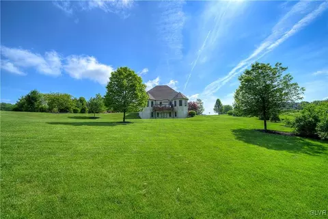 211 Klein Rd, Bath, PA 18014 photo 47