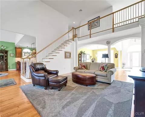 211 Klein Rd, Bath, PA 18014 photo 13
