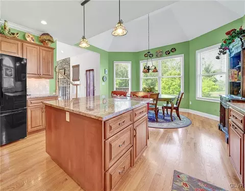 211 Klein Rd, Bath, PA 18014 photo 22