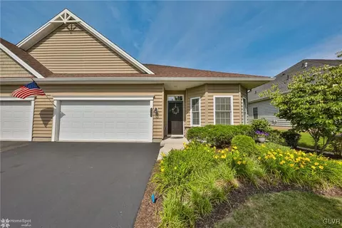 6935 Constitution Dr, Bethlehem, PA 18017 photo 37