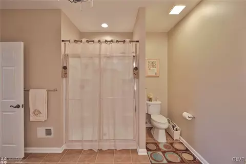 6935 Constitution Dr, Bethlehem, PA 18017 photo 27
