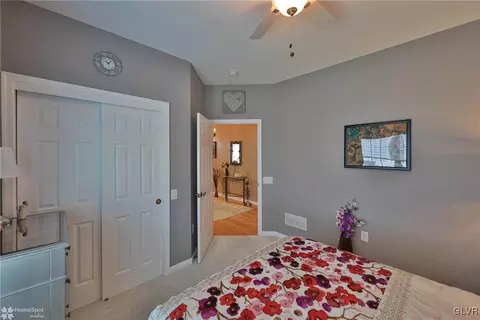 6935 Constitution Dr, Bethlehem, PA 18017 photo 7