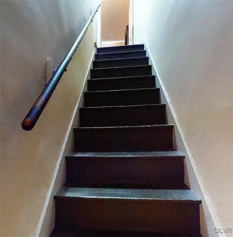 2659 Levans Rd, Coplay, PA 18037 photo 7