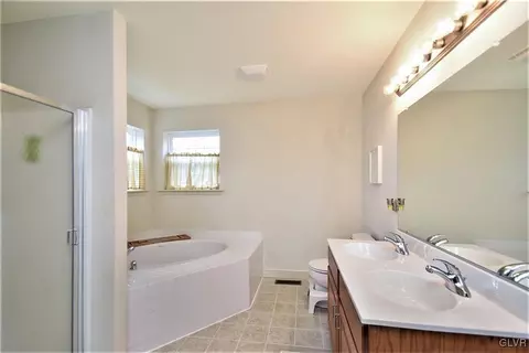 7208 Stack Rd, Macungie, PA 18062 photo 33