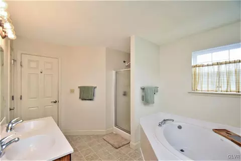 7208 Stack Rd, Macungie, PA 18062 photo 34
