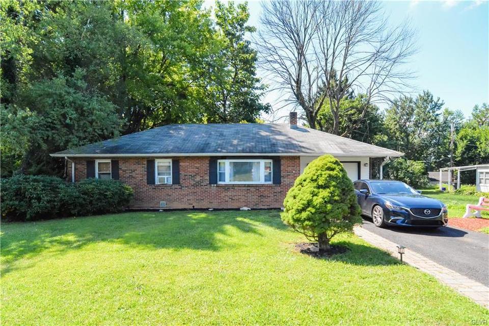 3220 Edinburgh Rd, Allentown, PA 18104 26 Photos MLS 644714 Movoto