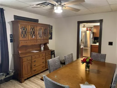 242 E Goepp St, Bethlehem, PA 18018 photo 4