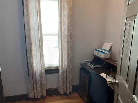 242 E Goepp St, Bethlehem, PA 18018 photo 11