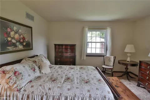 460 E Macada Rd, Bethlehem, PA 18017 photo 25