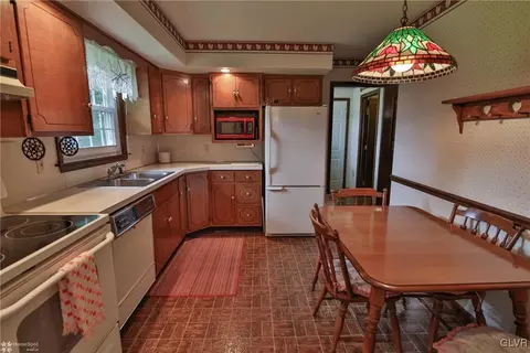 460 E Macada Rd, Bethlehem, PA 18017 photo 15