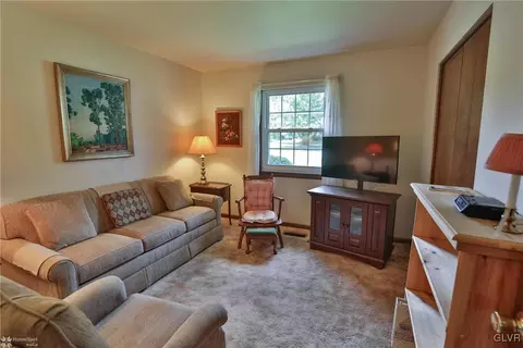460 E Macada Rd, Bethlehem, PA 18017 photo 20