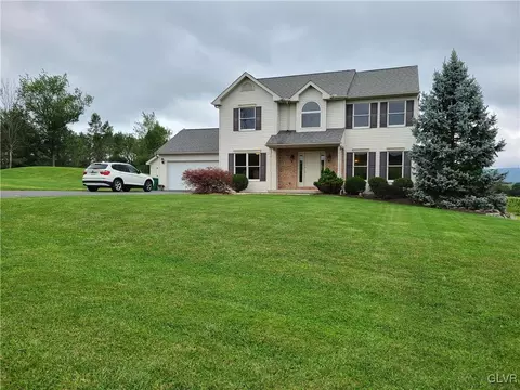 2960 Walker Rd, Bath, PA 18014 photo 1