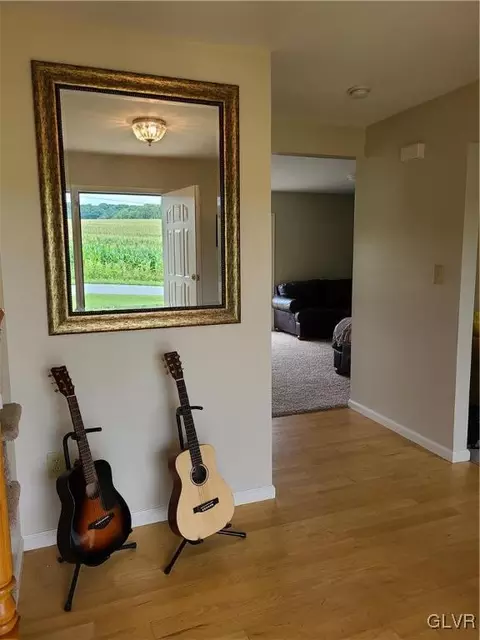 2960 Walker Rd, Bath, PA 18014 photo 5
