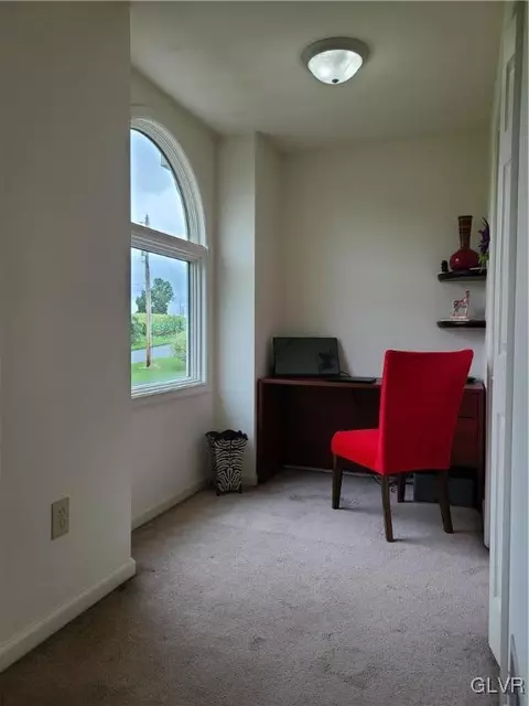 2960 Walker Rd, Bath, PA 18014 photo 23