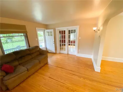 1042 Interchange Rd, Gilbert, PA 18331 photo 5