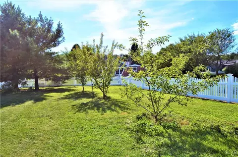 519 Bauer Rd, Bath, PA 18014 photo 16