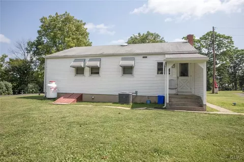 119 Clearview Ln, Bath, PA 18014 photo 16