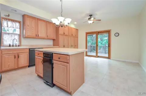 248 E Union Blvd, Bethlehem, PA 18018 photo 6