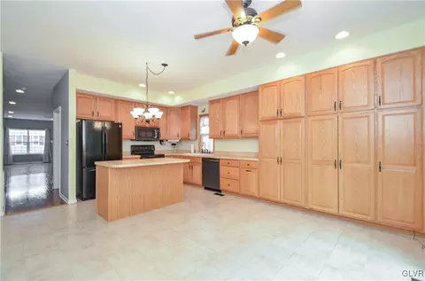 248 E Union Blvd, Bethlehem, PA 18018 photo 5