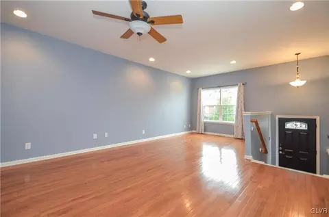 248 E Union Blvd, Bethlehem, PA 18018 photo 4
