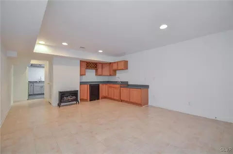 248 E Union Blvd, Bethlehem, PA 18018 photo 25