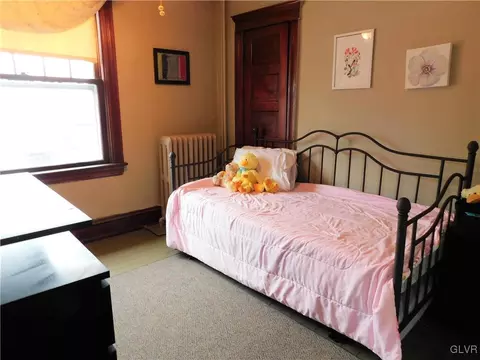 109 E Northampton St, Bath, PA 18014 photo 19