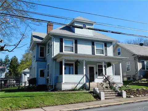 109 E Northampton St, Bath, PA 18014 photo 1