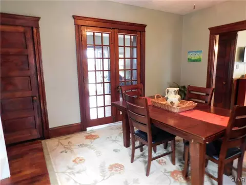 109 E Northampton St, Bath, PA 18014 photo 11