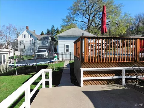 109 E Northampton St, Bath, PA 18014 photo 35