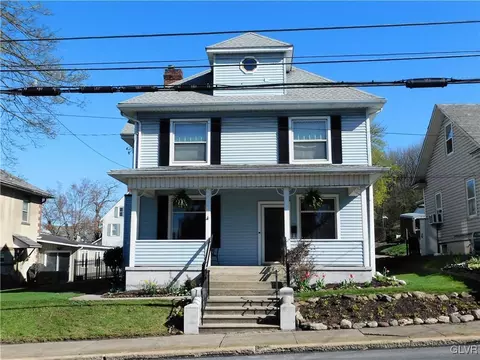 109 E Northampton St, Bath, PA 18014 photo 3