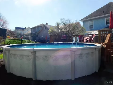 109 E Northampton St, Bath, PA 18014 photo 37