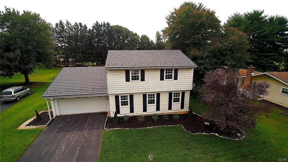 5870 Shepherd Hills Ave, Wescosville, PA 18106 40 Photos MLS 648598 Movoto