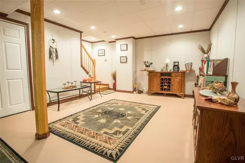 2 E 7th St, Wind Gap, PA 18091 photo 21